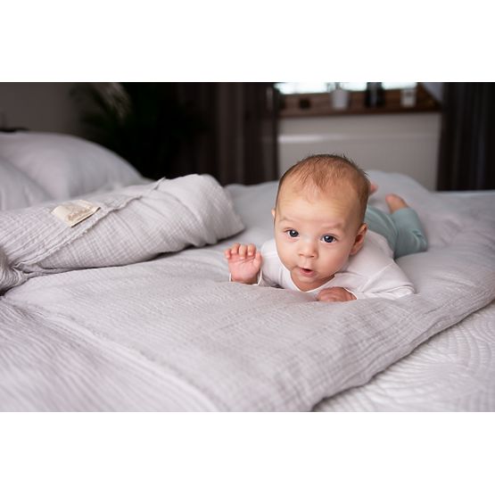 3-dielna sada mušelínových obliečok Heavens - svetlo šedá