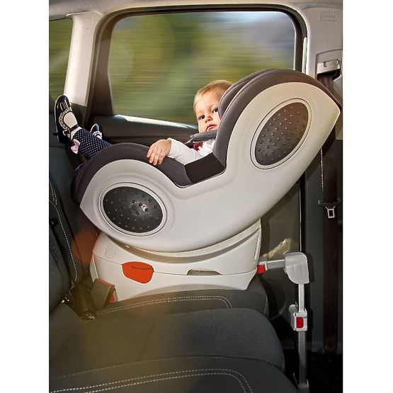 Autosedačka CARETERO Champion dark green 2017 Zelená