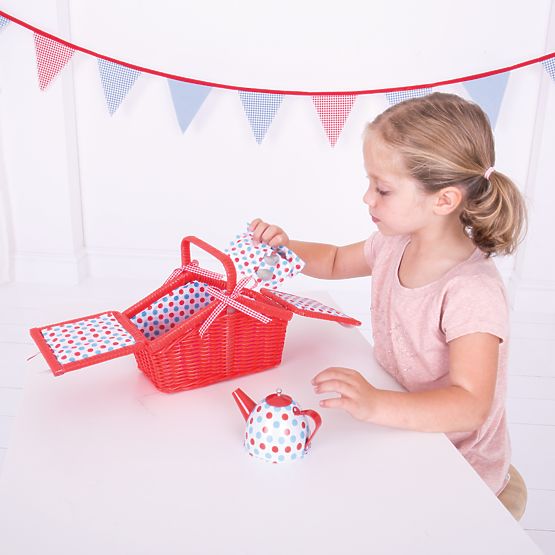 Bigjigs Toys Čajová bodkovaná sada v piknikovom koši