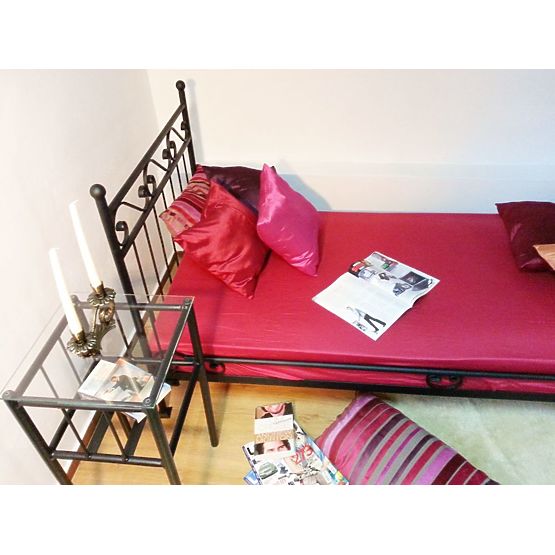 Detská kovová posteľ model 2