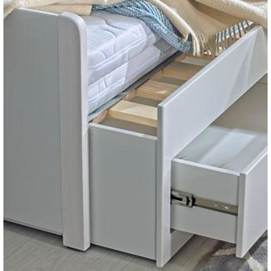 Posteľ Šimon sa opierkou