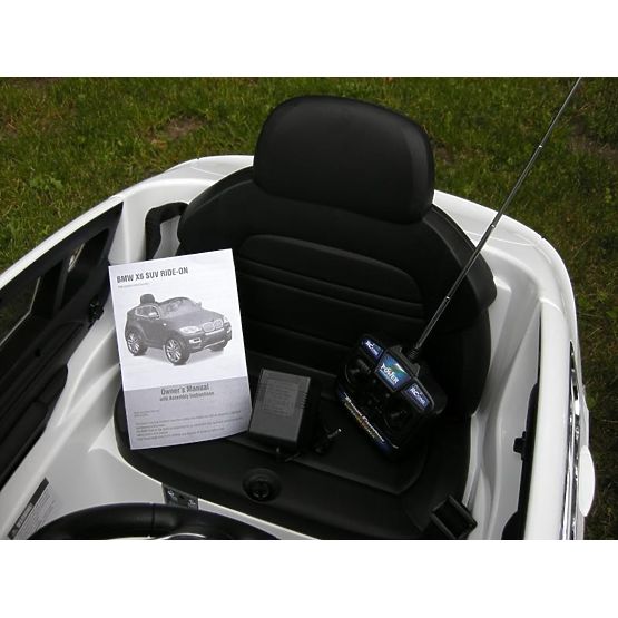 Detské elektrické autíčko BMW X6 - biele