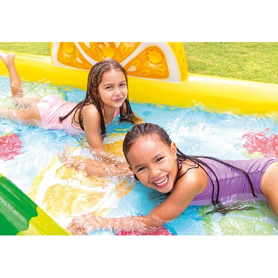 Detský bazénik so šmykľavkou