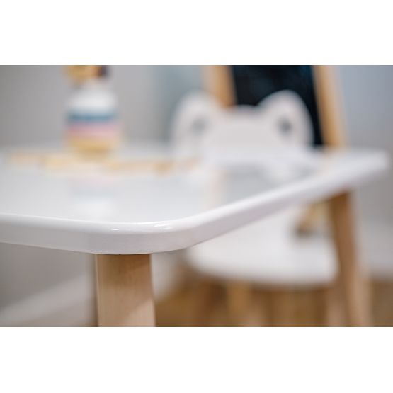 Detský stôl so stoličkami - Mačička - biely