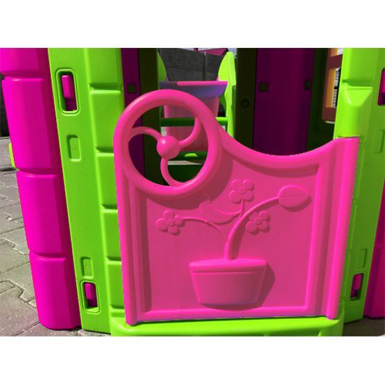 Detský záhradný domček so šmykľavkou