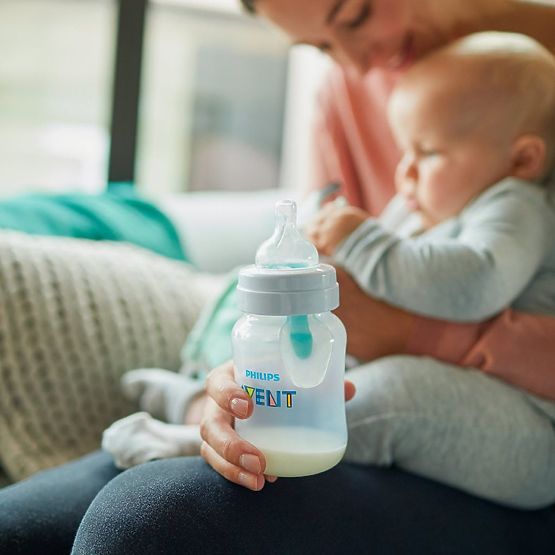Dojčenská fľaša Avent Anti-Colic s ventilom Airfree 125 ml 2 ks Transparentná