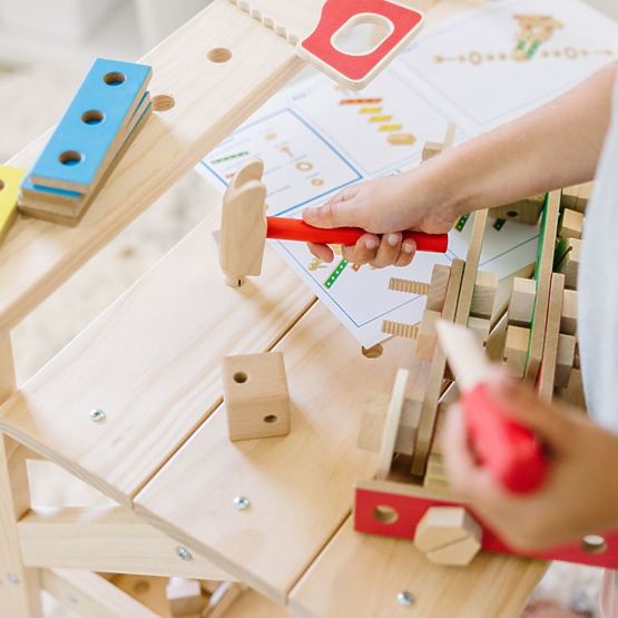 Drevená dielňa pre domácich majstrov a stavebnice 2v1