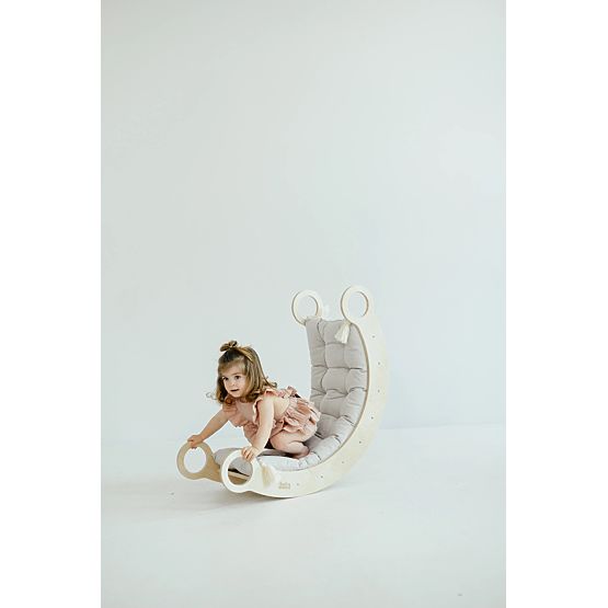 Drevená hojdačka Montessori M - biela