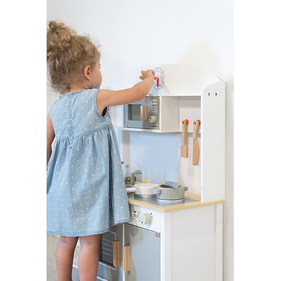 Drevená kuchynka Lucy s príslušenstvom