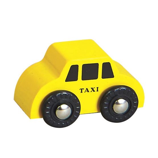 Drevená parkovacia garáž s výťahom