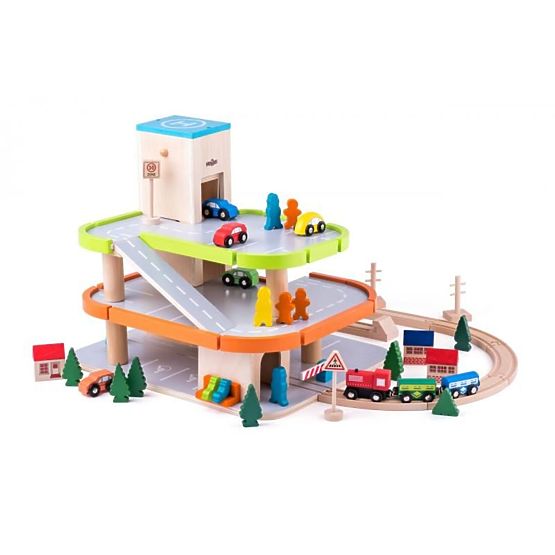 Drevené parkovisko s výťahom