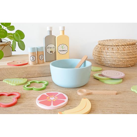 Drevené potraviny - krájanie - Vegetable šalát