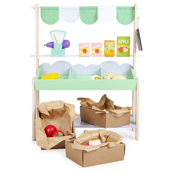 Drevený predajný stánok so zeleninou