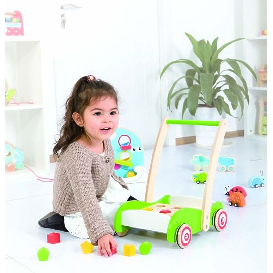 Drevený vozík a vkladačka 2v1