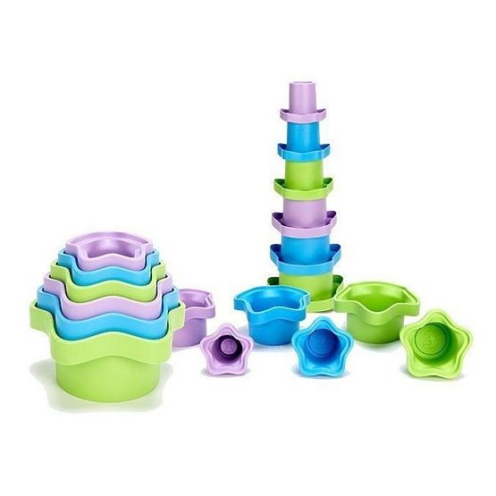 Farebné stohovacie kelímky