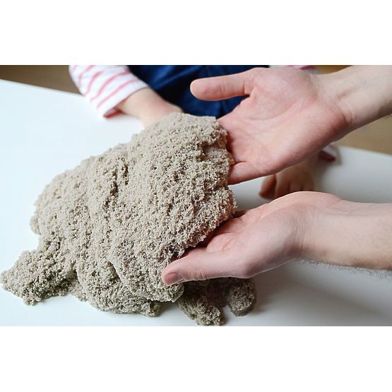 Kinetický piesok 5 kg s pieskoviskom