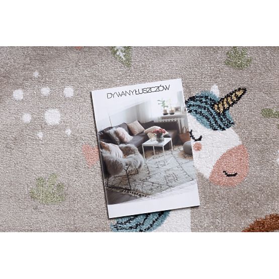 Koberec FUN Sweety pre deti, jednorožec, dúha béžová