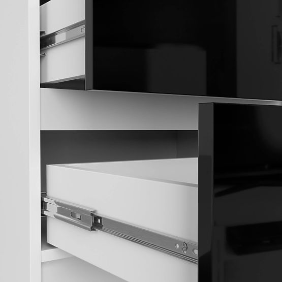 KOMODA K60 5SZ CLP PK ČIERNY LESK