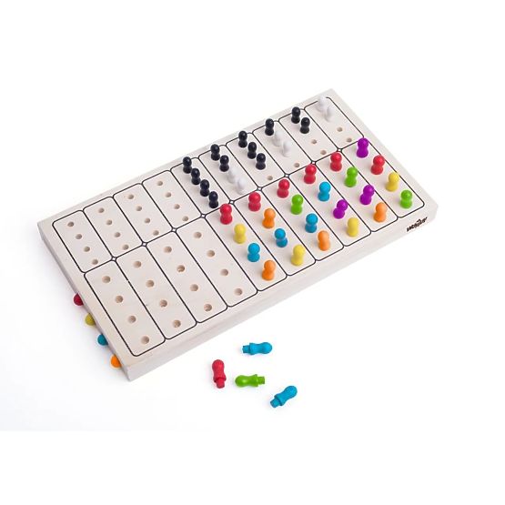 Logik drevená hra Master Logic