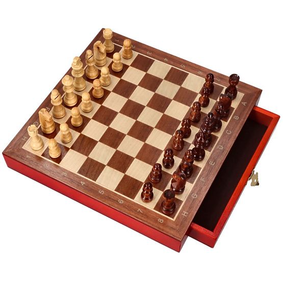 Magnetické šachy so zásuvkami