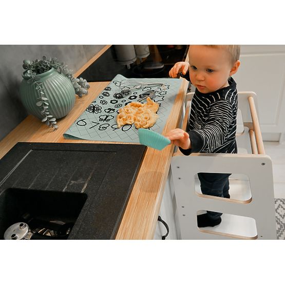 Montessori učiaca veža Sara Scandi - biela