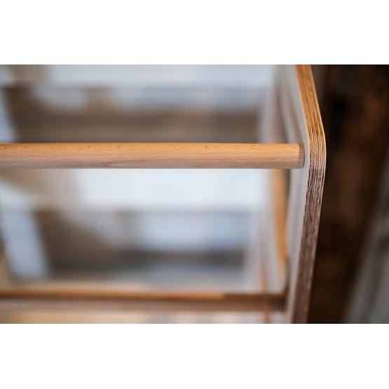 Montessori učiaca veža Nora - biela