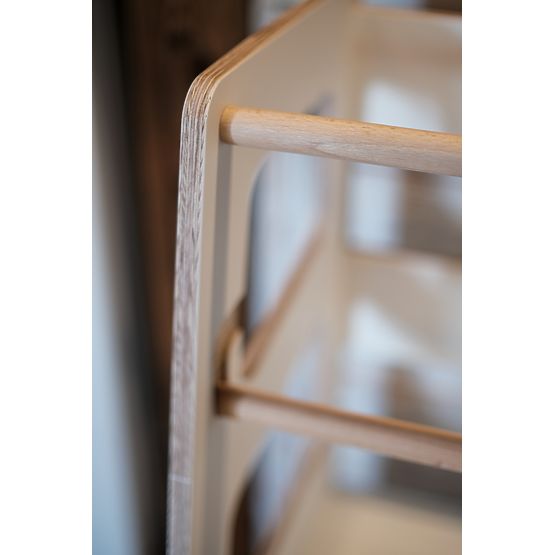 Montessori učiaca veža Nora - biela