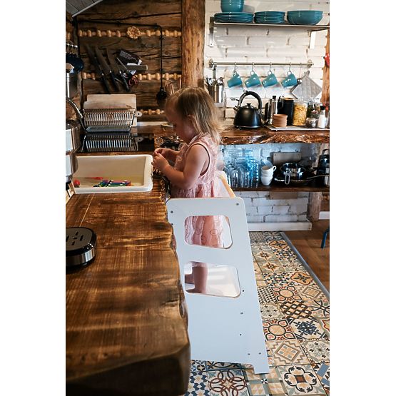 Montessori učiaca veža Nora - biela