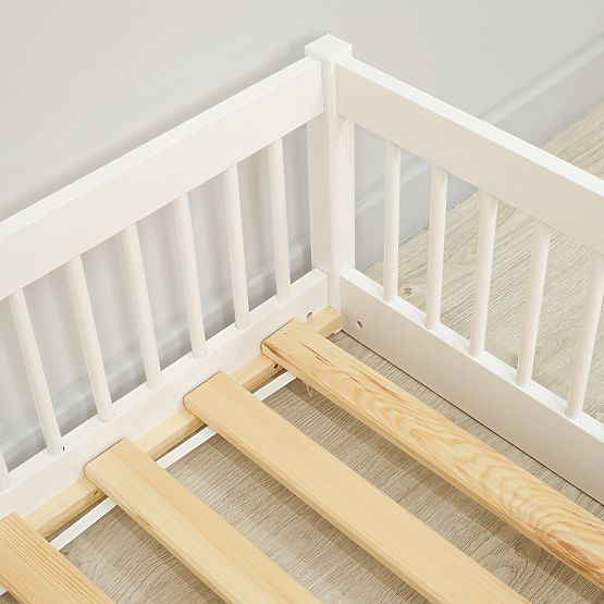 Nízka posteľ pre deti Montessori Ourbaby Plus - biela