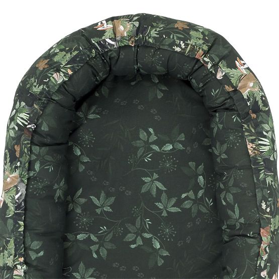 Obojstranné hniezdo Život v lese