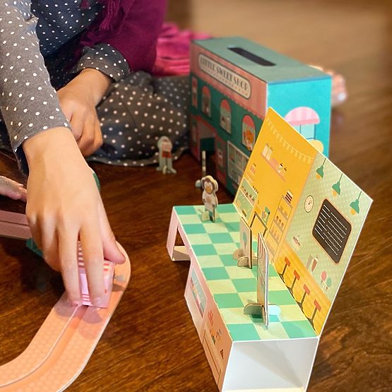 Petit Collage Hracia sada cukráreň