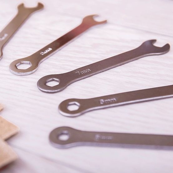 Poloprofesionálna sada náradia