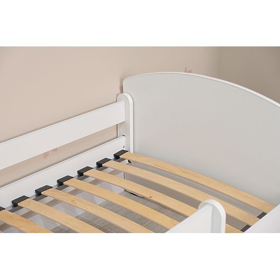 Detská posteľ Ourbaby so zábranou - biela