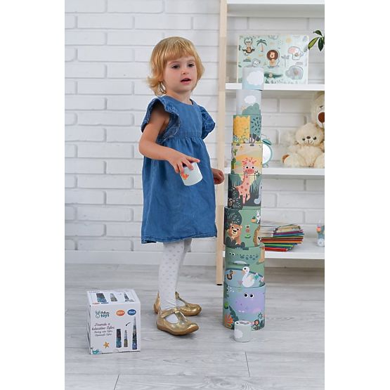 Pyramída z pohárikov Safari