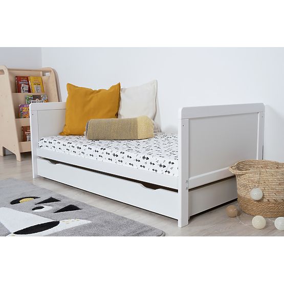 Rastúca postieľka William biela