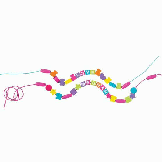 Sada korálikov s písmenkami