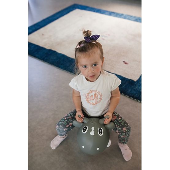 Skákacia kravička KIDZZFARM - Šedá