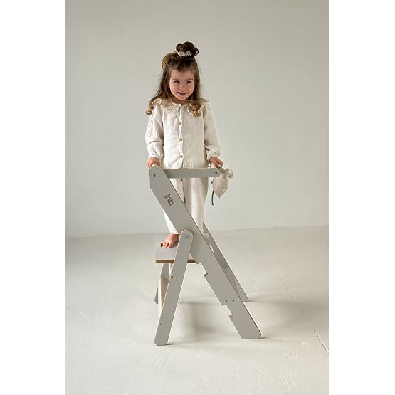 Skladacia učebná veža - sivá