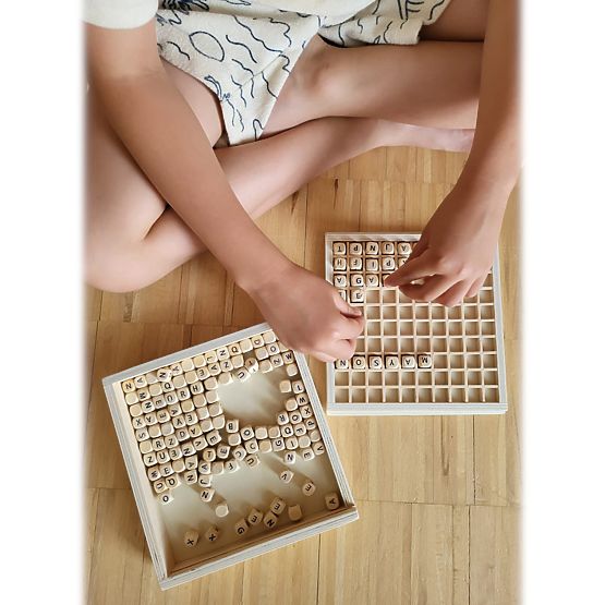 Small Foot drevená hra Tvorenie s písmenkami