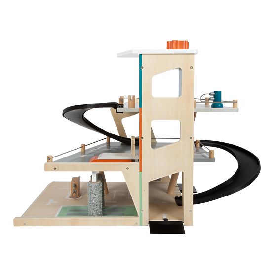 small foot Drevené závodné parkovisko