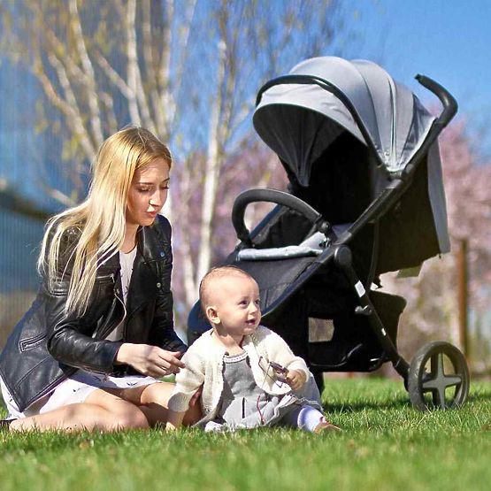 Športový kočík CARETERO TITAN black 2018 Čierna