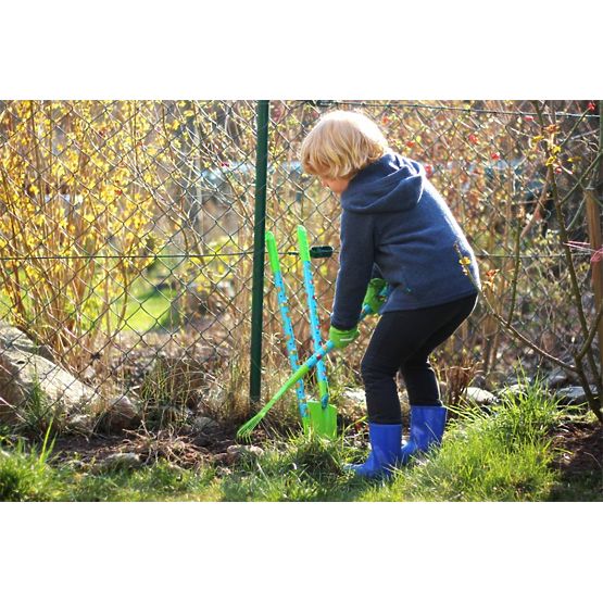 Súprava záhradného náradia s kolieskami