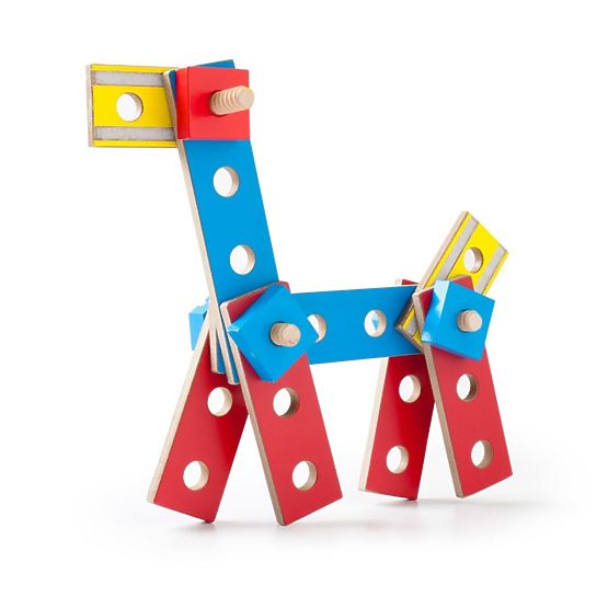 Tesárska dielňa s náradím