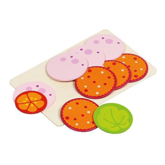 Údenina na doske - jedlo na sendviče