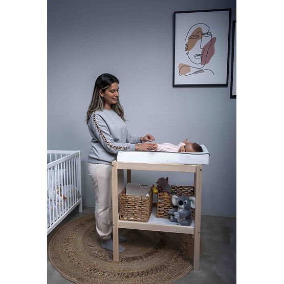Univerzálny prebaľovací pult LETTO