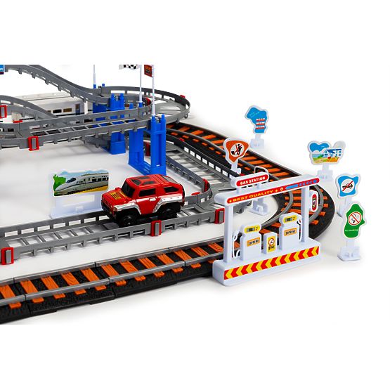 Vláčik a auto na batérie dve dráhy mesto 108 prvkov