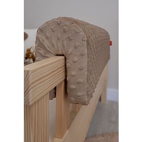 Chránič na posteľ Ourbaby - kávový