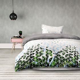 Obliečky BASIC farba zelená s potlačeným rastlinným motívom moderný štýl 155x220*2+80x80*2 AmeliaHom
