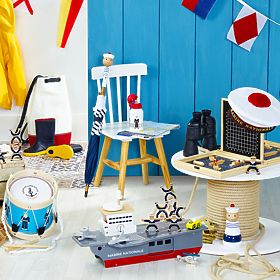 Vilac Drevená lietadlová loď s príslušenstvom